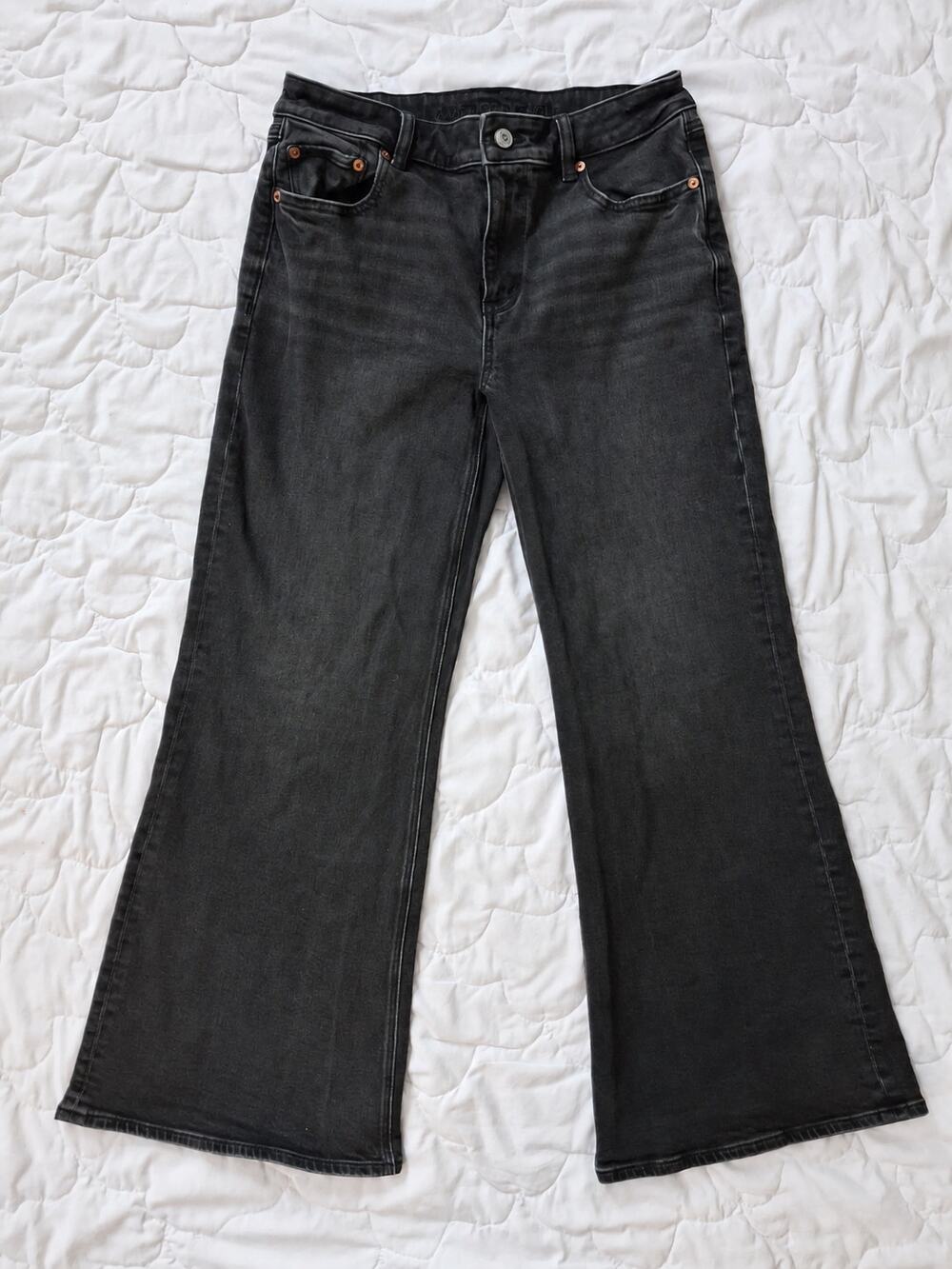 American Eagle Wide Leg Flare Jeans Women’s 4 Short Washed Black Stretch